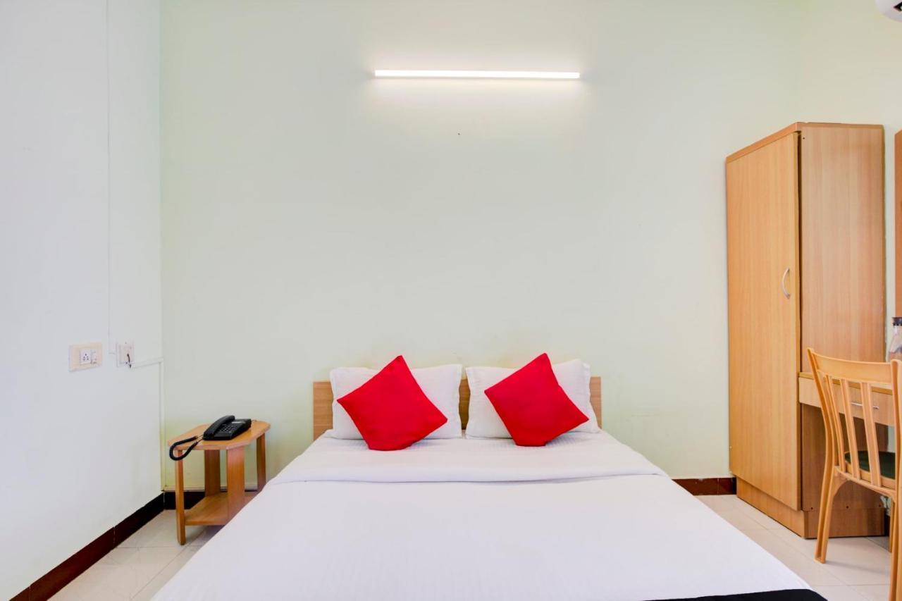 Oyo Flagship Amutha Residency Hotel Chennai Bagian luar foto