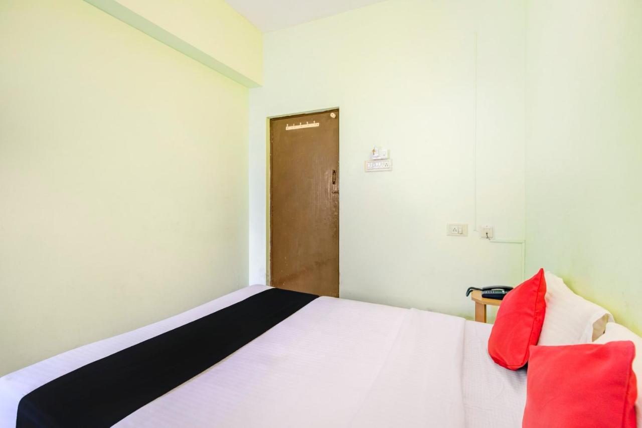 Oyo Flagship Amutha Residency Hotel Chennai Bagian luar foto